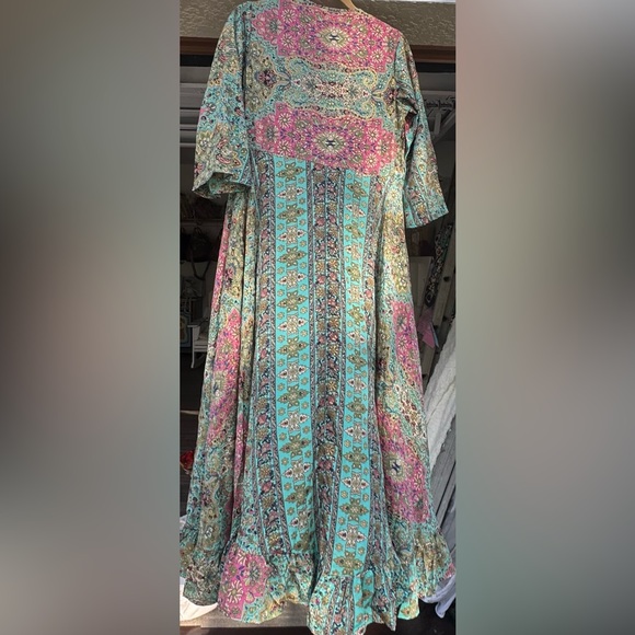 Colorful Paisley Kimono Robe - Picture 2 of 4